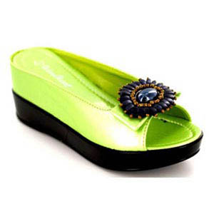 Helens Heart Womens CFW-8127-17 Green Beaded Sandals Casual Shoes
