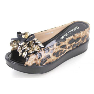 Helens Heart Womens CFW-8127-22 Brown Beaded Sandals Prom and Evening Shoes