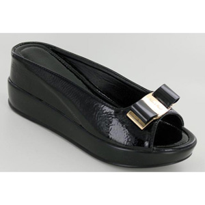 Helens Heart Womens CFW-8127-30 Black Beaded Sandals Casual Shoes