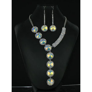 Jewelry by HH Womens NS-H003146 clear Beaded Necklaces Jewelry